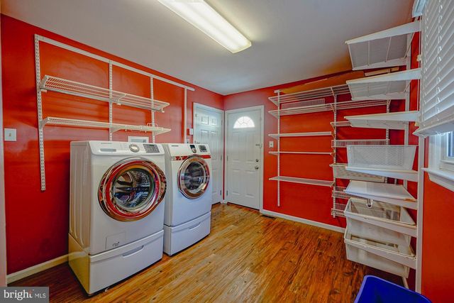 1542 CHALET DR, Cherry Hill, NJ 08003