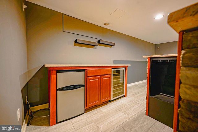 1542 CHALET DR, Cherry Hill, NJ 08003