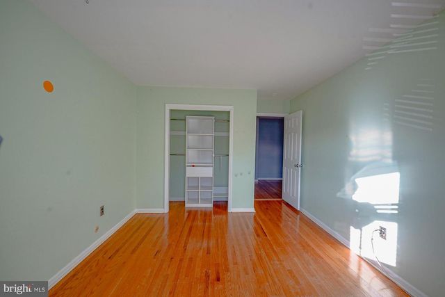 1542 CHALET DR, Cherry Hill, NJ 08003