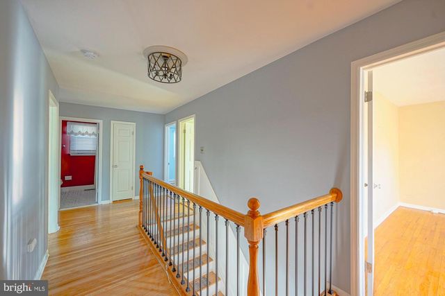 1542 CHALET DR, Cherry Hill, NJ 08003