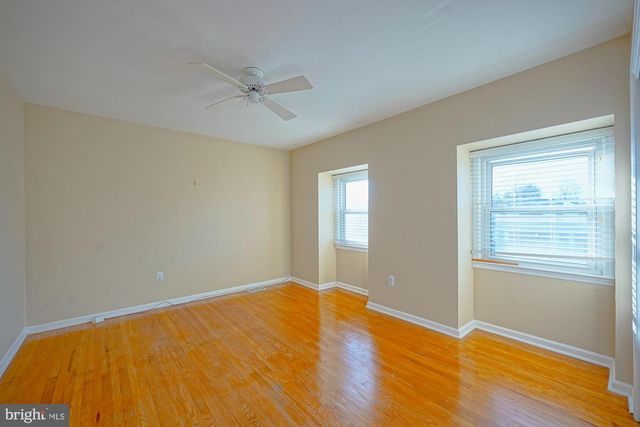 1542 CHALET DR, Cherry Hill, NJ 08003