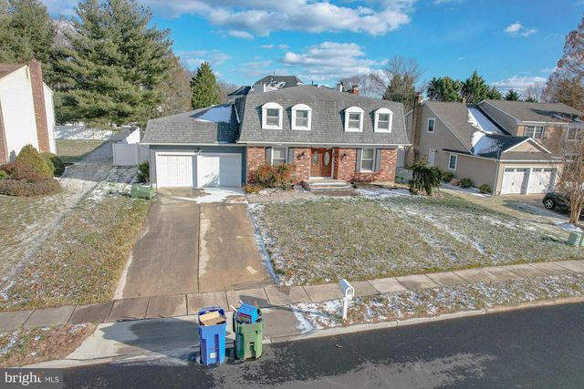 1542 CHALET DR, Cherry Hill, NJ 08003