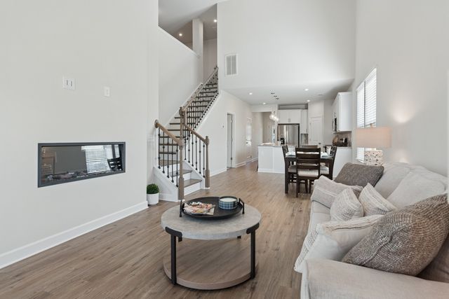 521 Medwyk Dr, Lebanon, TN 37090