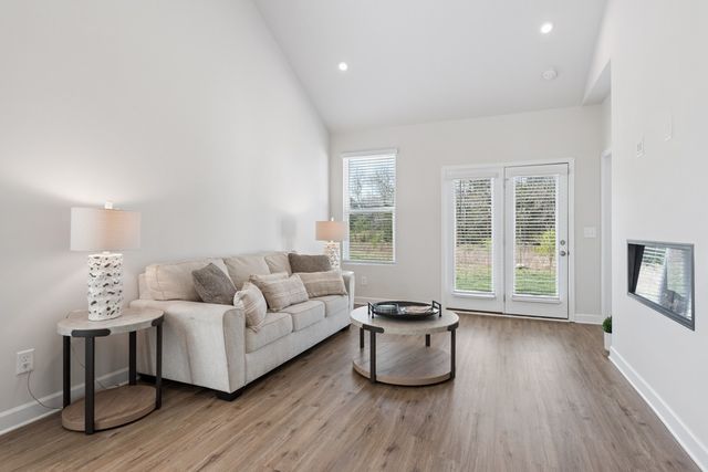 521 Medwyk Dr, Lebanon, TN 37090