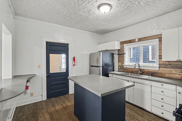 1007 S Westnedge Avenue, Kalamazoo, MI 49008