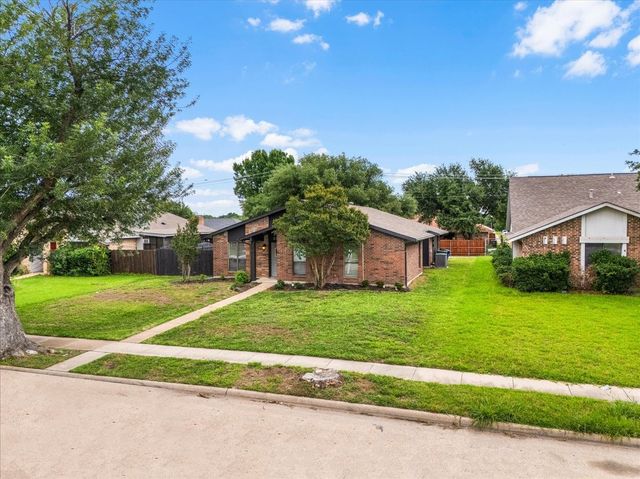 3120 Mayfair Drive, Carrollton, TX 75007