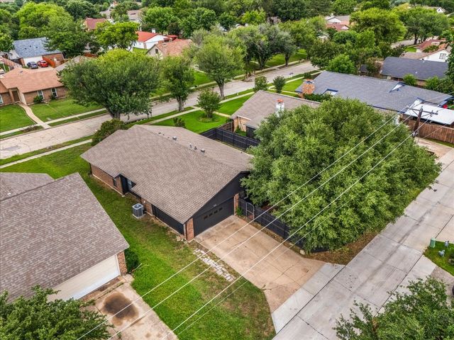 3120 Mayfair Drive, Carrollton, TX 75007