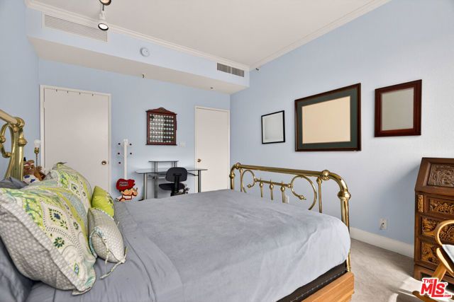 600 W 9th Street 1512, Los Angeles, CA 90015