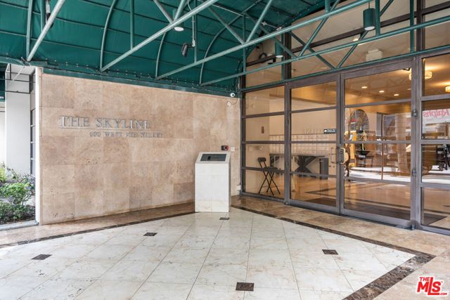 600 W 9th Street 1512, Los Angeles, CA 90015