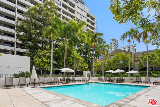 600 W 9th Street 1512, Los Angeles, CA 90015