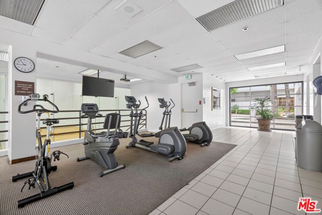 600 W 9th Street 1512, Los Angeles, CA 90015