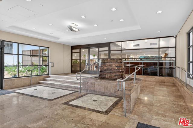 600 W 9th Street 1512, Los Angeles, CA 90015