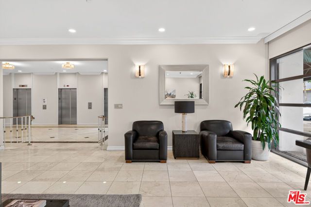 600 W 9th Street 1512, Los Angeles, CA 90015