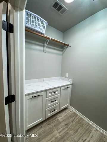 803 13th Street, Wolfforth, TX 79382