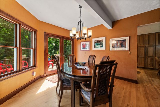 10552 Craig Road, Peninsula Twp, MI 49686