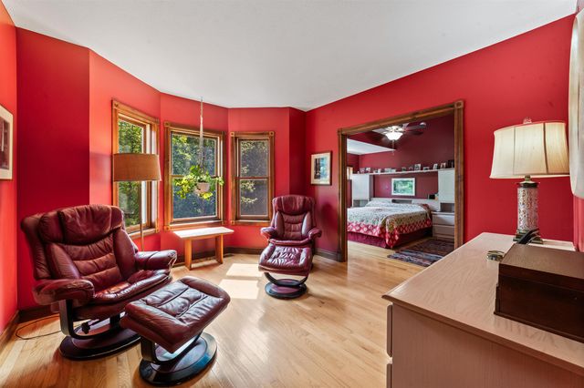 10552 Craig Road, Peninsula Twp, MI 49686