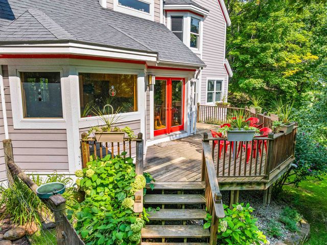 10552 Craig Road, Peninsula Twp, MI 49686