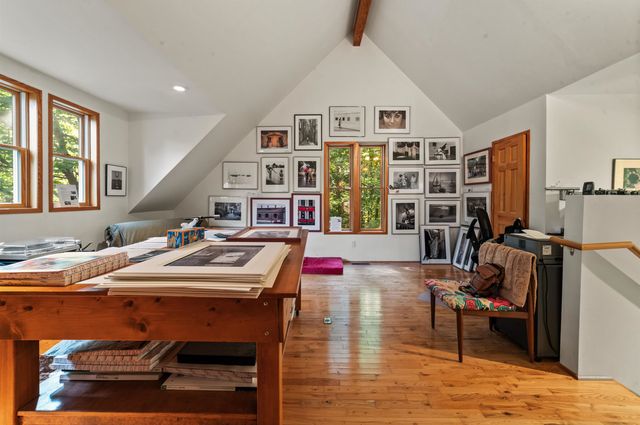 10552 Craig Road, Peninsula Twp, MI 49686