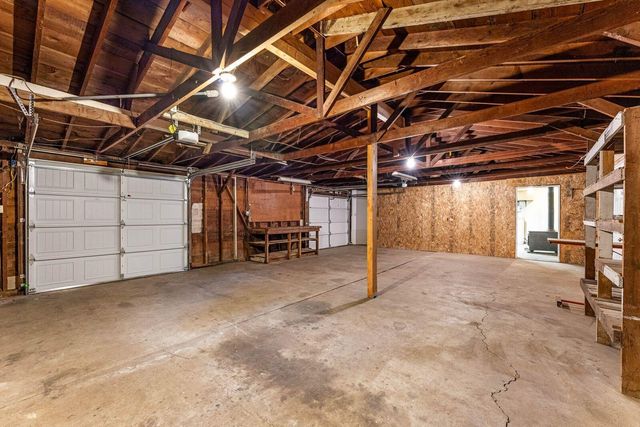 1707 Foots Creek L Fork Road, Gold Hill, OR 97525