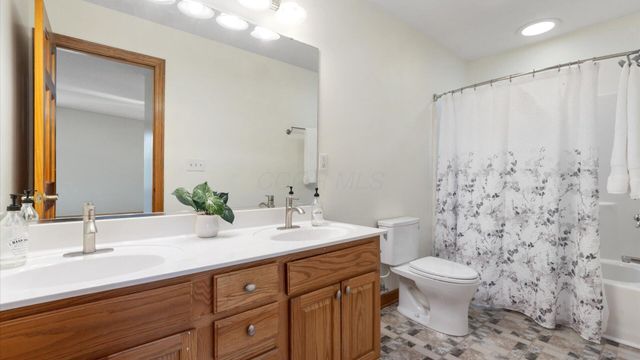 120 Kildare Street, Granville, OH 43023
