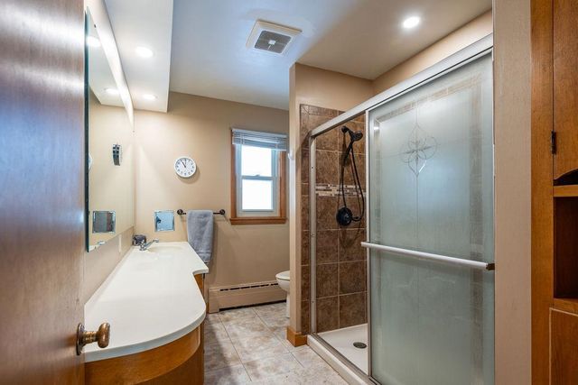 624 10th Street SW, Willmar, MN 56201