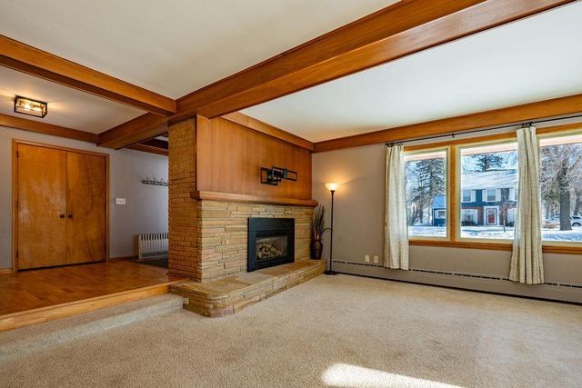 624 10th Street SW, Willmar, MN 56201