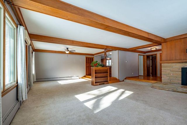 624 10th Street SW, Willmar, MN 56201