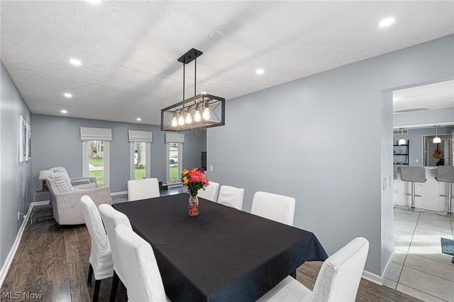 10810 Gate Post Road, Strongsville, OH 44149