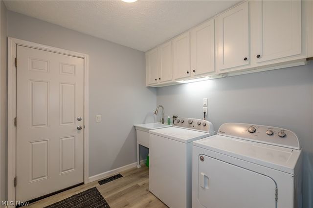 10810 Gate Post Road, Strongsville, OH 44149