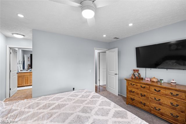 10810 Gate Post Road, Strongsville, OH 44149