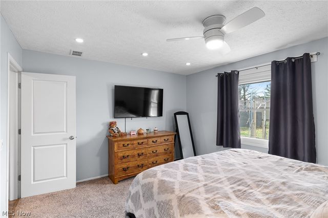 10810 Gate Post Road, Strongsville, OH 44149