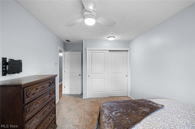 10810 Gate Post Road, Strongsville, OH 44149