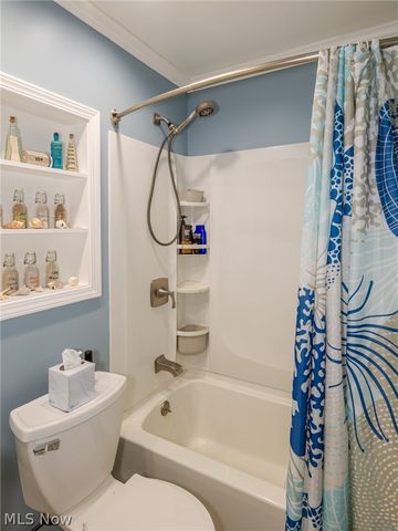 10810 Gate Post Road, Strongsville, OH 44149