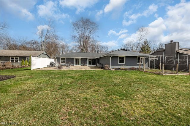 10810 Gate Post Road, Strongsville, OH 44149