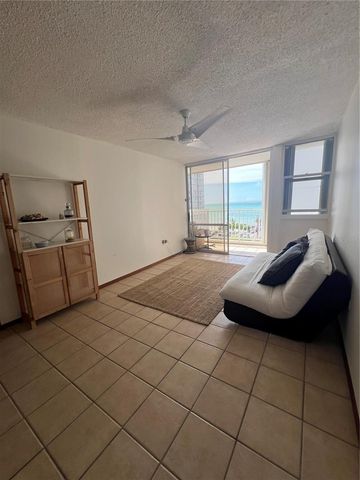 16 AMAPOLA 504, Carolina, PR 00979