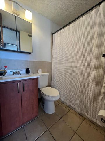 16 AMAPOLA 504, Carolina, PR 00979