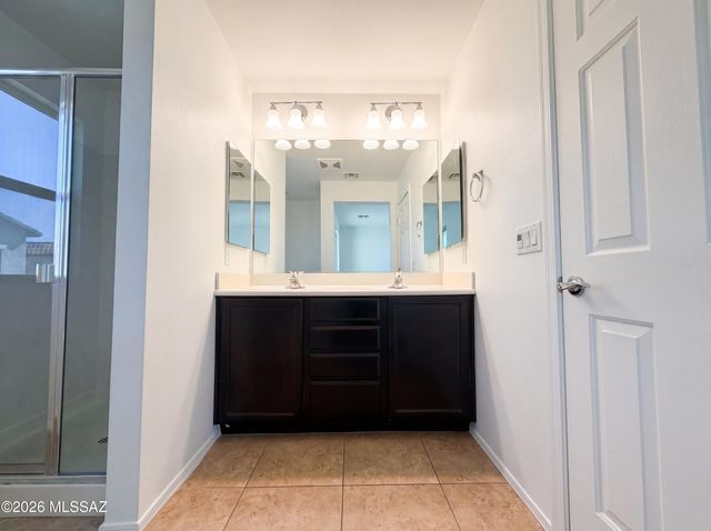 10919 E Midnight Moon Lane, Tucson, AZ 85747