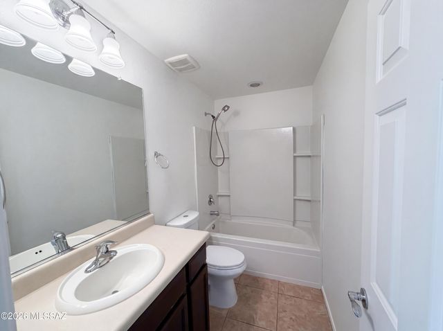 10919 E Midnight Moon Lane, Tucson, AZ 85747