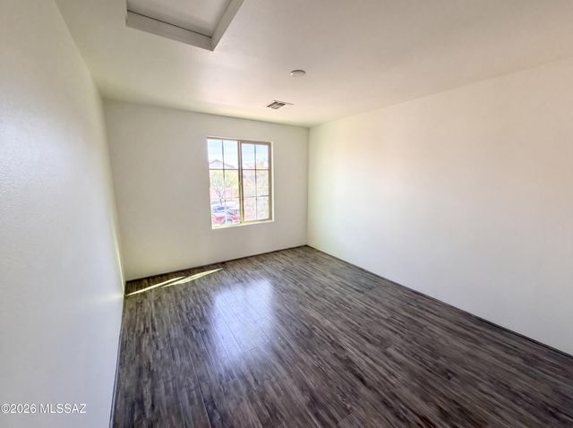 10919 E Midnight Moon Lane, Tucson, AZ 85747