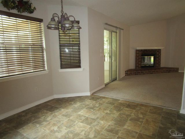 5191 Goshawk Dr, Milton, FL 32570