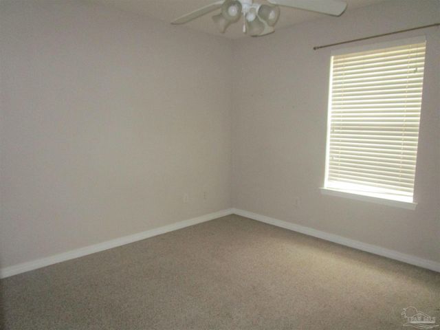 5191 Goshawk Dr, Milton, FL 32570