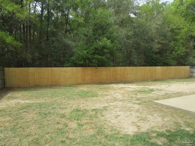 5191 Goshawk Dr, Milton, FL 32570