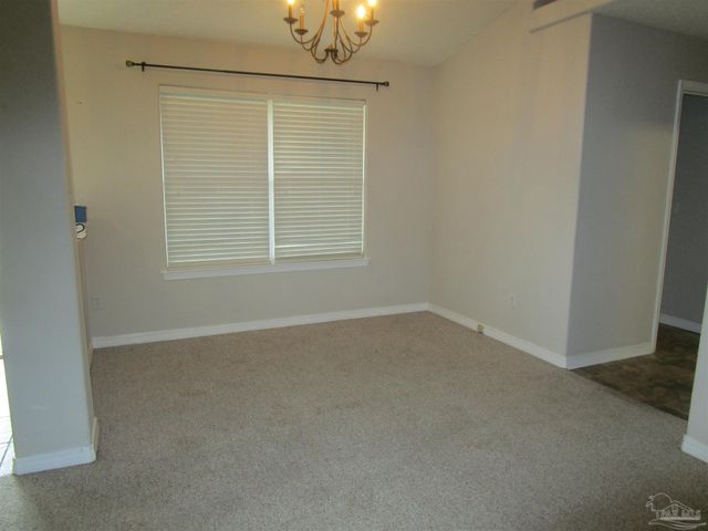 5191 Goshawk Dr, Milton, FL 32570