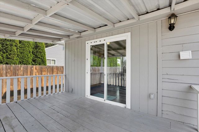 903 E Rowan Ave, Spokane, WA 99216