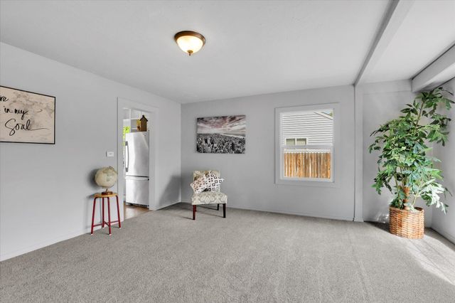 903 E Rowan Ave, Spokane, WA 99216
