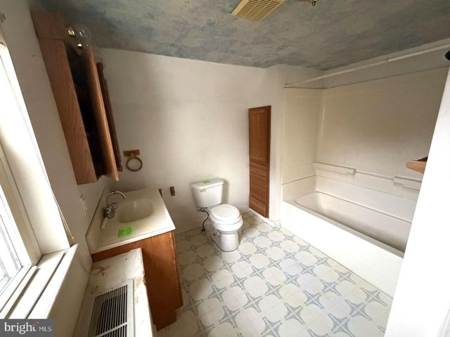 120 S LANDVALE ST, York Haven, PA 17370