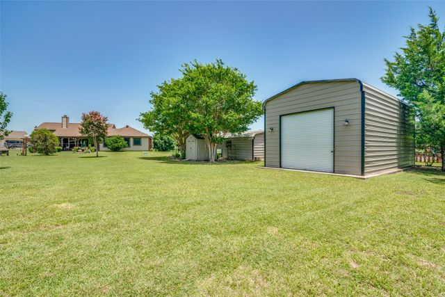 6626 Meadow Ridge Circle, Nevada, TX 75173