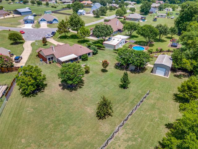 6626 Meadow Ridge Circle, Nevada, TX 75173