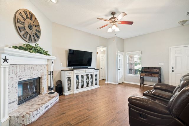 6626 Meadow Ridge Circle, Nevada, TX 75173