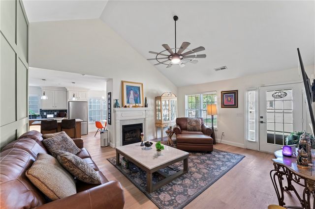 126 Grand Oak Circle, Pendleton, SC 29670